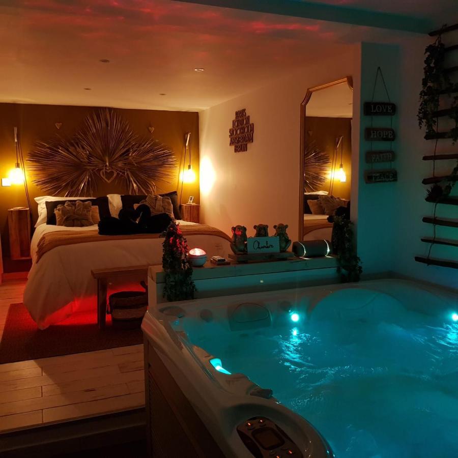 סיס-פור-לה-פלאז' Suite & Spa Just Dream 28 מראה חיצוני תמונה